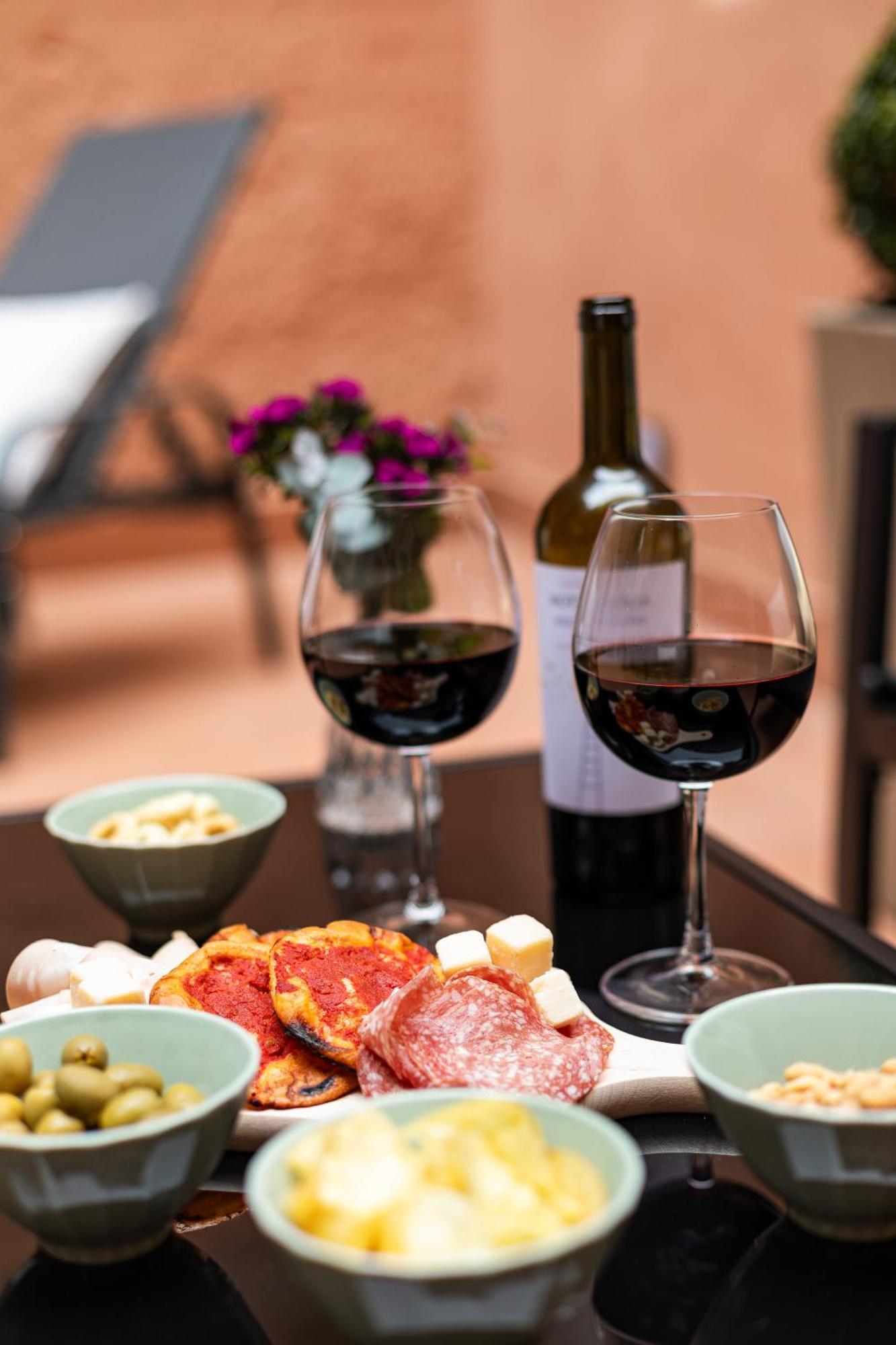 Leopardo Boutique Apartment In Trastevere Рим Экстерьер фото