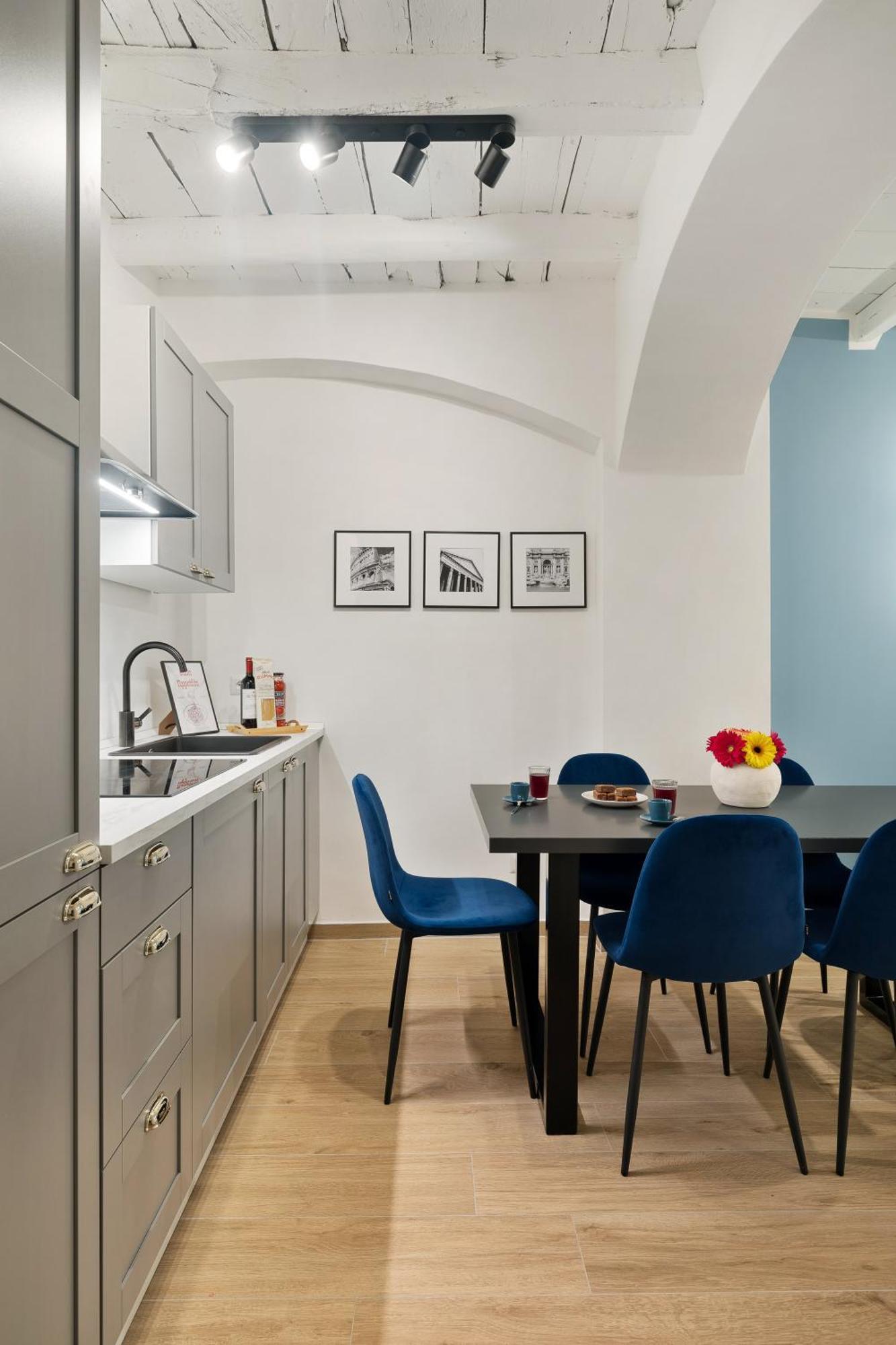 Leopardo Boutique Apartment In Trastevere Рим Экстерьер фото